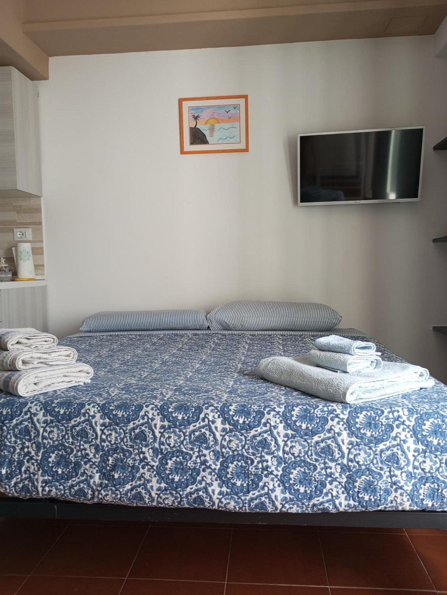 Tigullio Vacations Panoramica Apartments Lavagna Extérieur photo