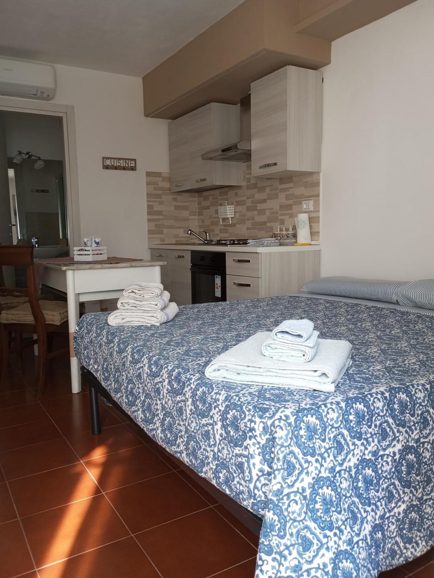 Tigullio Vacations Panoramica Apartments Lavagna Extérieur photo